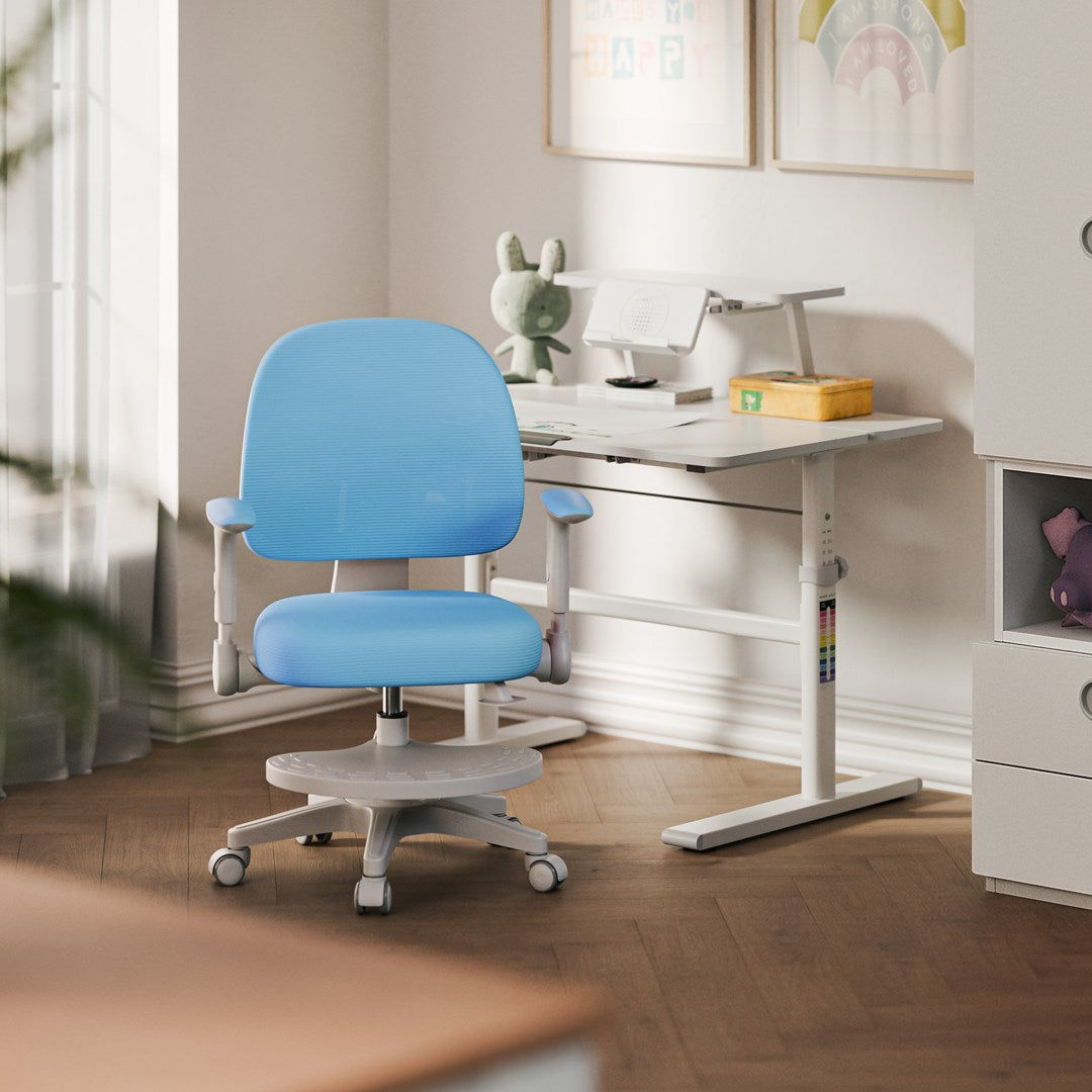 MarkAdler Junior 5.0 Swivel Chair, Blue