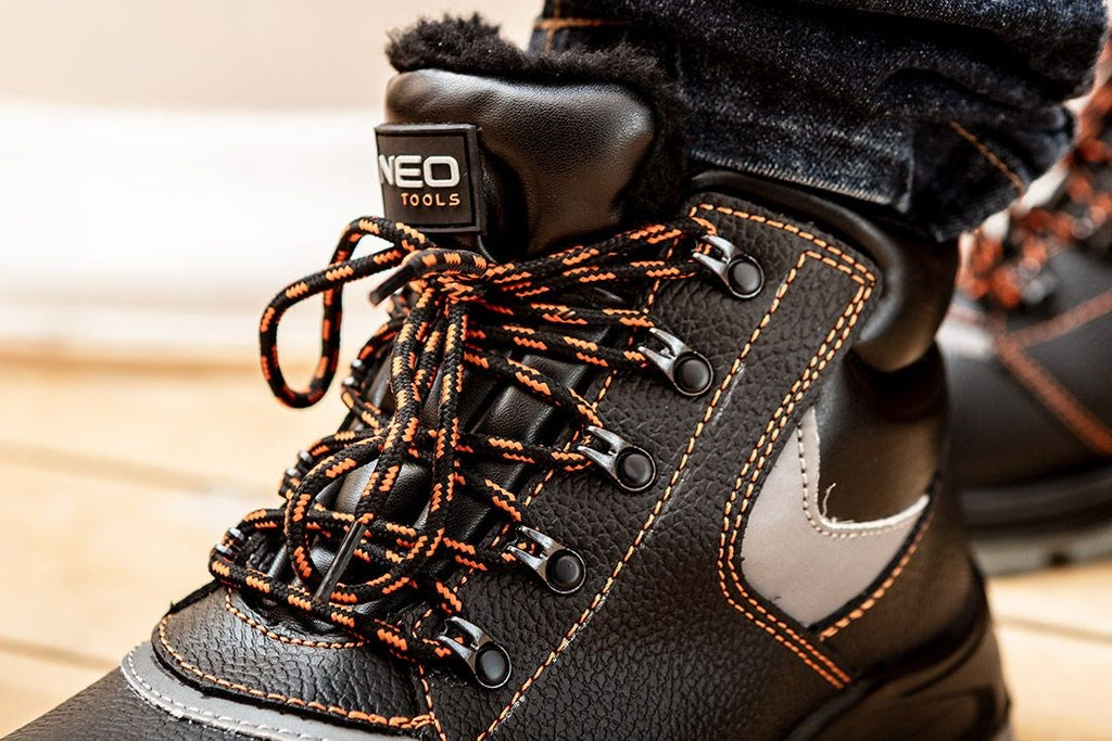 NEO tools 82-147 safety footwear