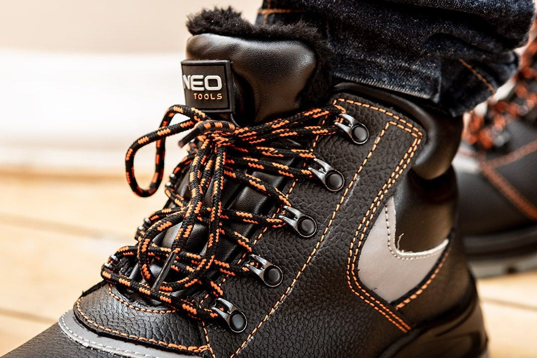 NEO tools 82-147 safety footwear