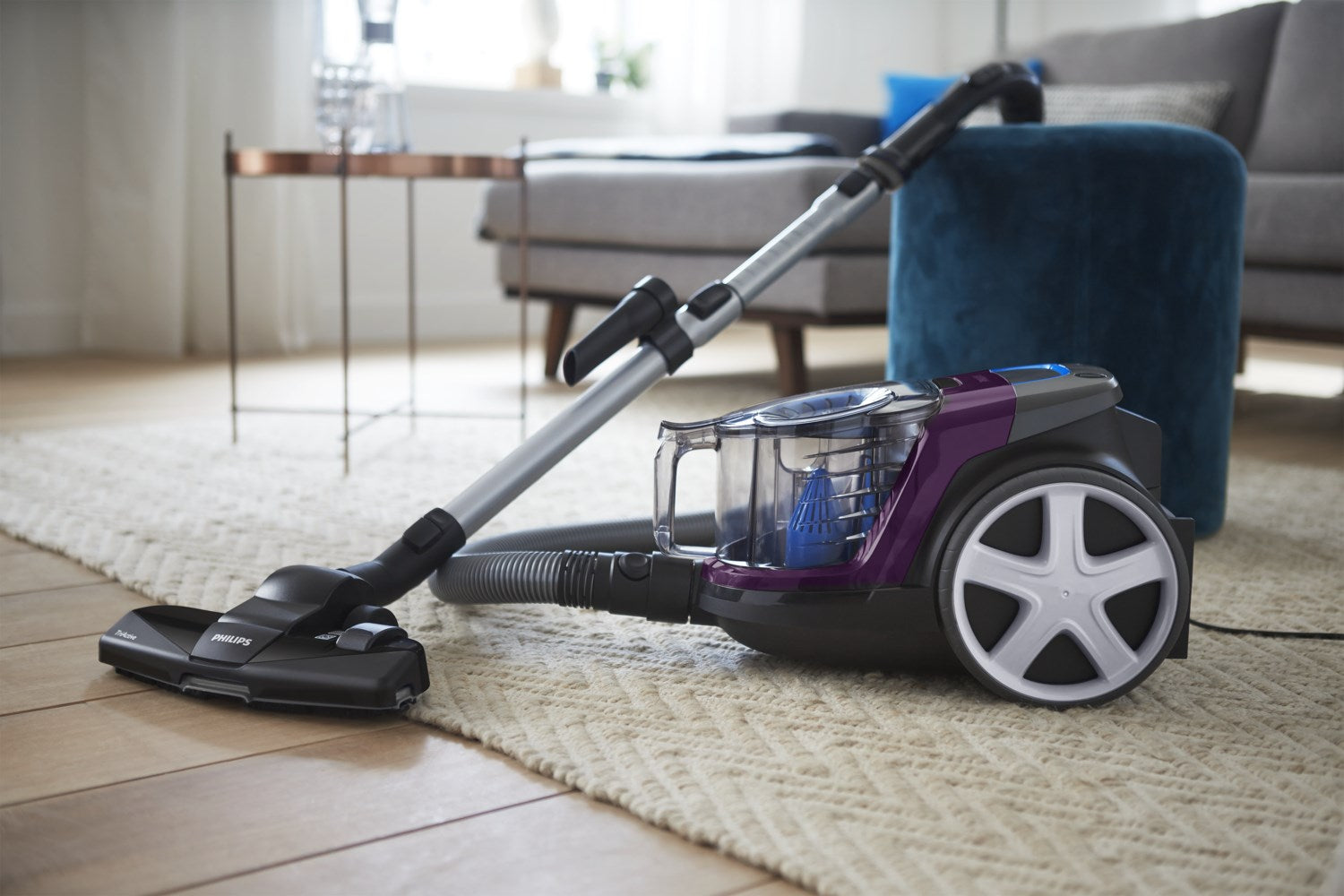 Philips 3000 Series FC9333/09 Vacuum Cleaner - 1.5 L Cylinder, 900W, Bagless