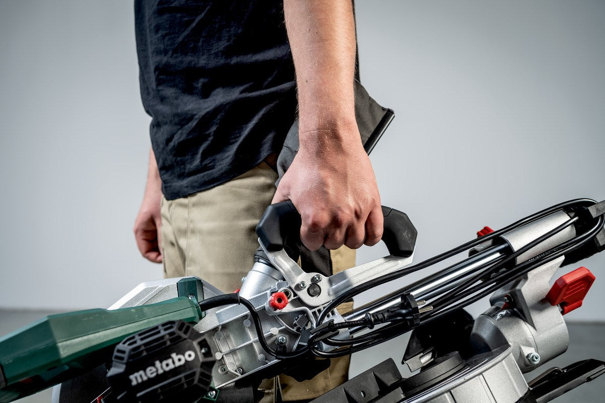 Metabo KGS 254 M Mitre Saw 1450 W 4500 RPM