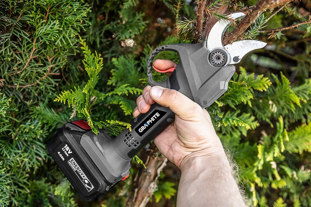 Graphite Energy+ 18V Li-Ion brushless pruner without battery