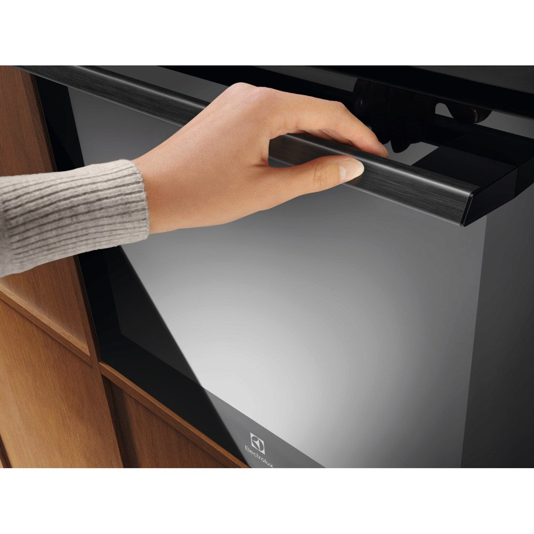 Electrolux LOX8P87WZ oven 72 L 3490 W Black