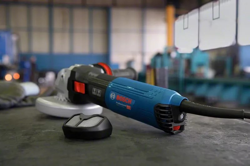 BOSCH GWS 17-125 TS Angle Grinder 1700W 125 mm
