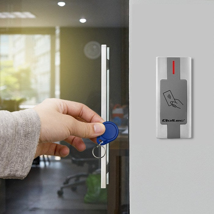 Qoltec RFID-Laser Proximity Reader with Metal Housing - IP68