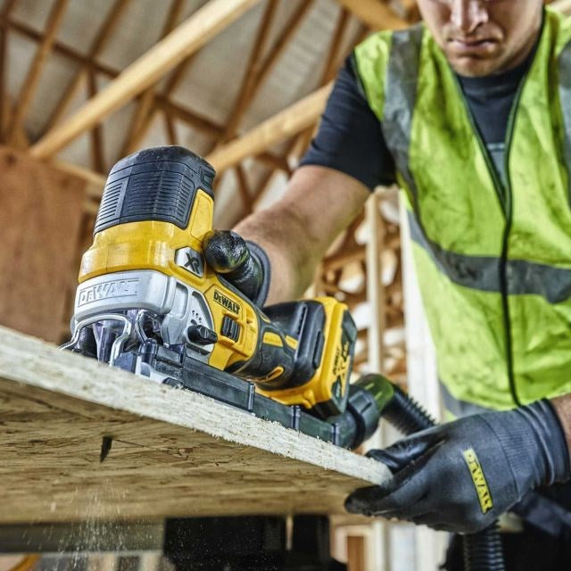 DeWalt 18V Combo Tool Set DCK329P2T-QW - DCD796 Drill/Driver, DCG405 Grinder, DCS335 Jigsaw - 12650 g, 340 mm Width, 460 mm Length, 440 mm