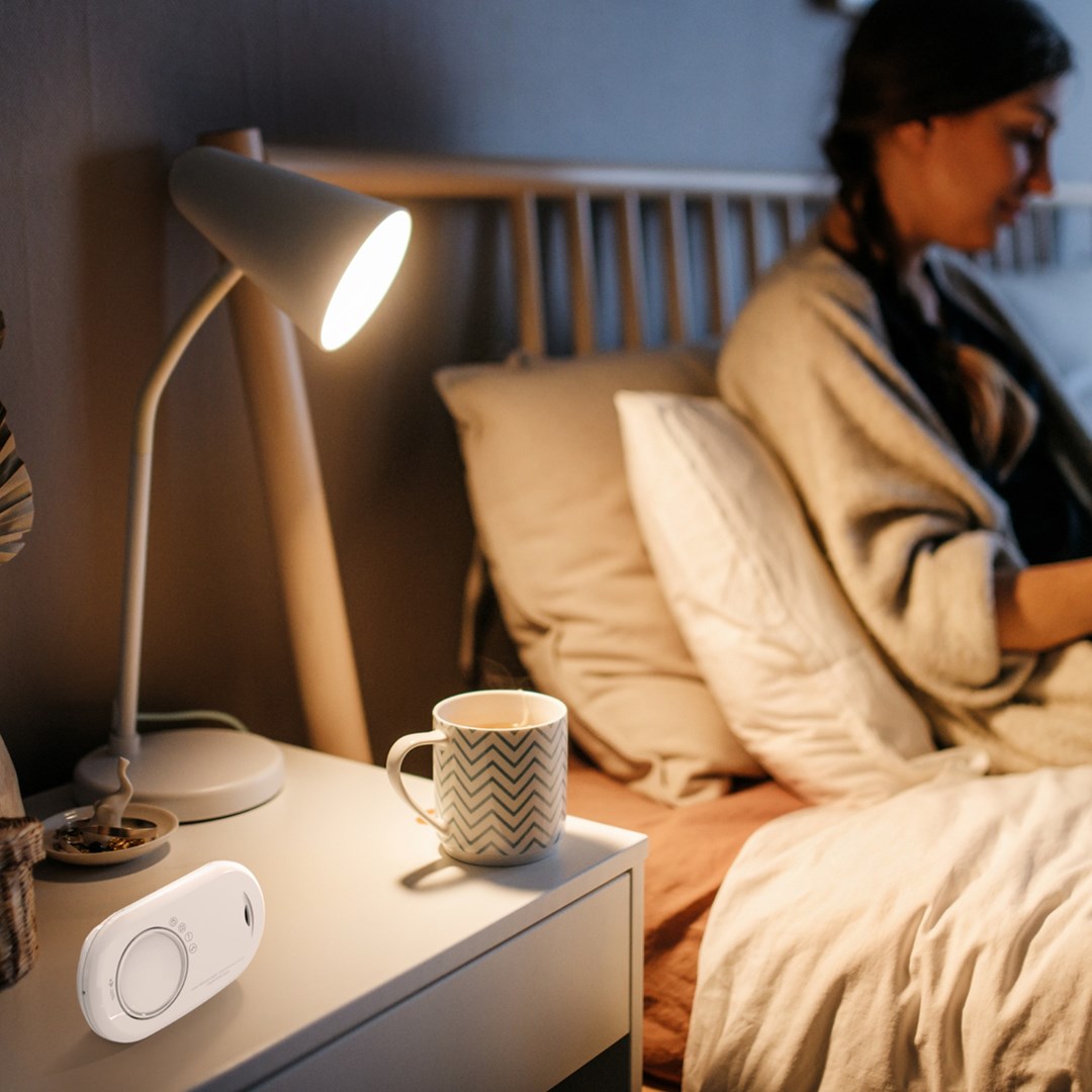 Carbon monoxide detector with built-in FA3820 battery