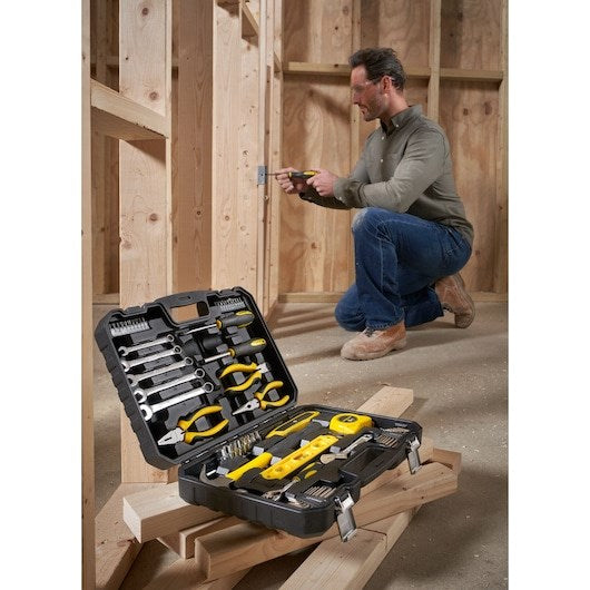 STANLEY Tool Set - 28 Pieces - Model STHT78050-1 28piece