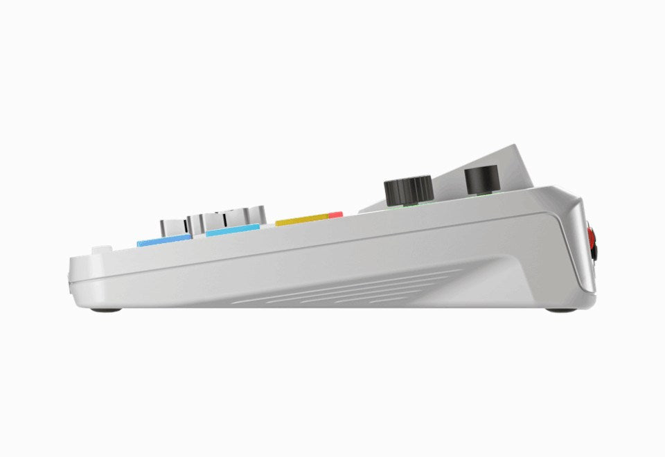 RODECaster Duo White Podcast production studio Music production station  white