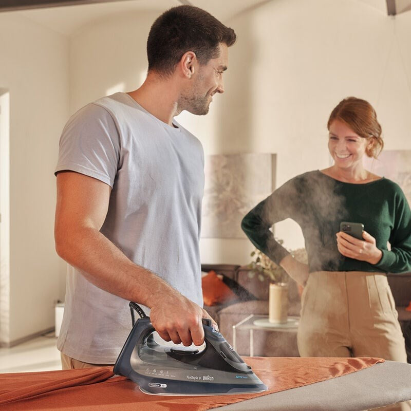 Braun Steam Iron 3200 W Continuous Steam 60 g/min Model HB01-00Z