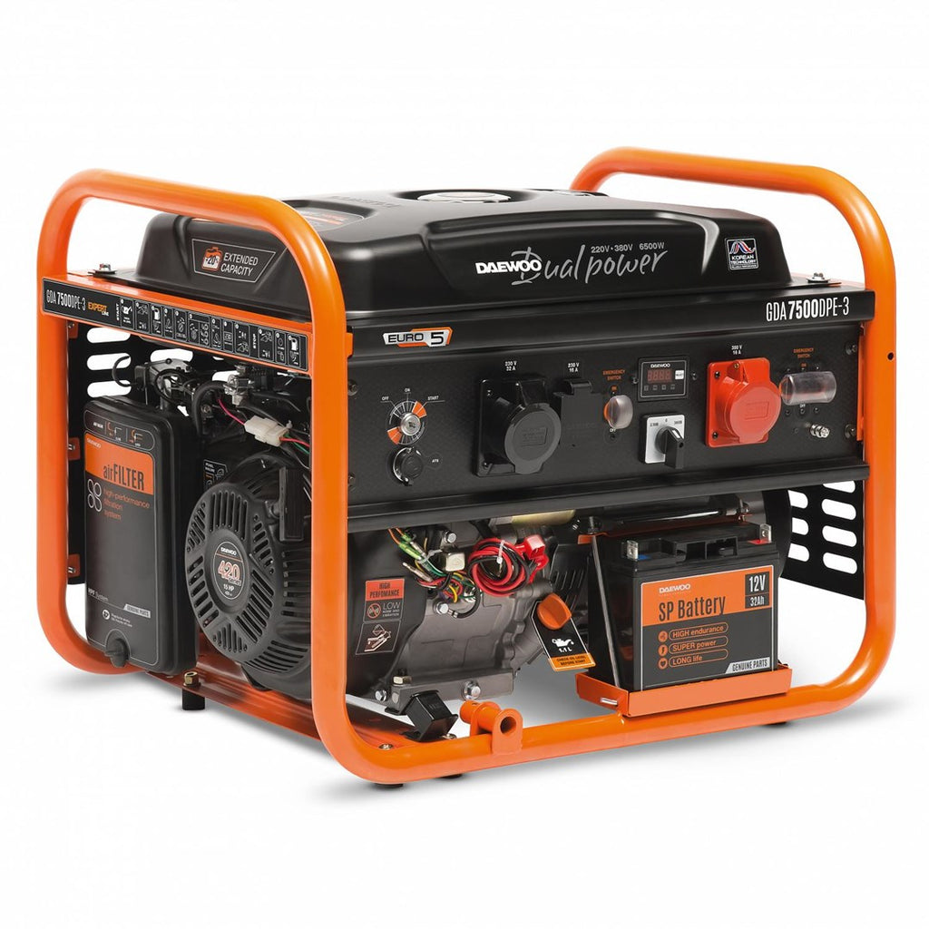 Daewoo Engine-Generator GDA7500DPE-3 6000W Petrol House and Garden Generator