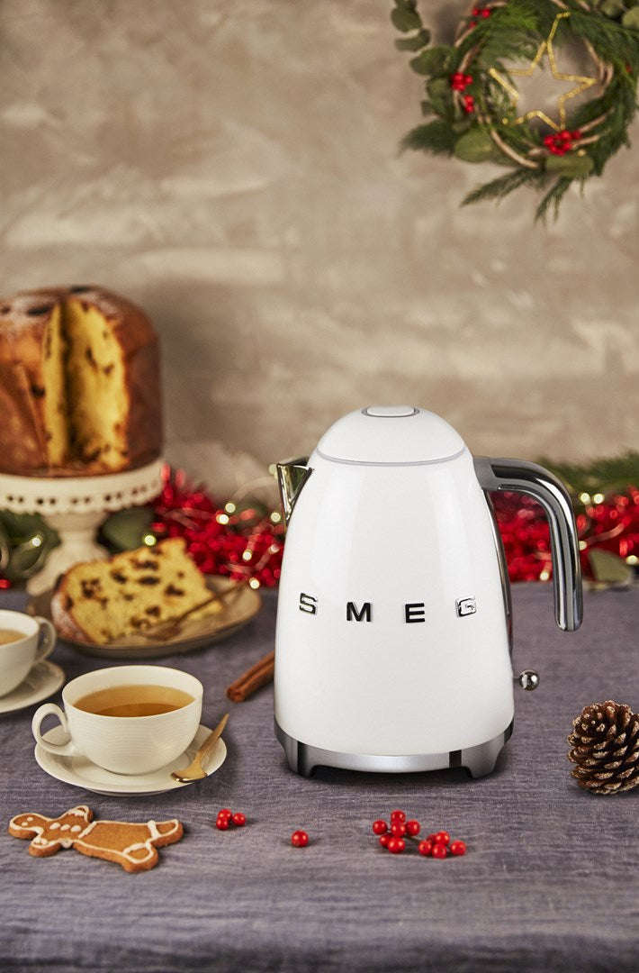 Smeg Electric Kettle - Stainless Steel - 2400W - 1.7 L - White - KLF03WHEU