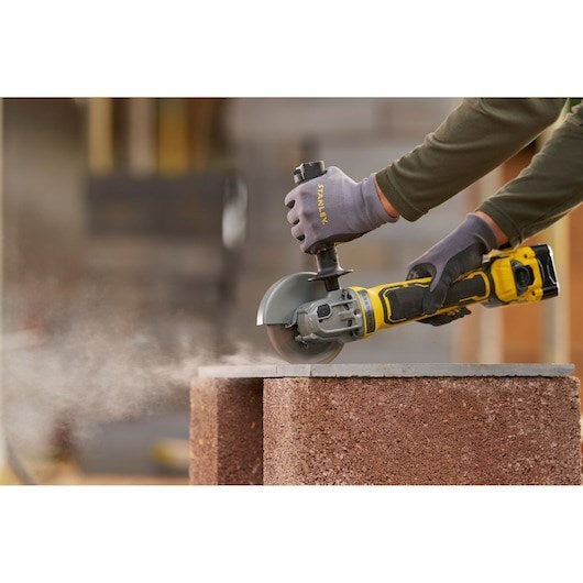 Stanley SFMCG700B angle grinder
