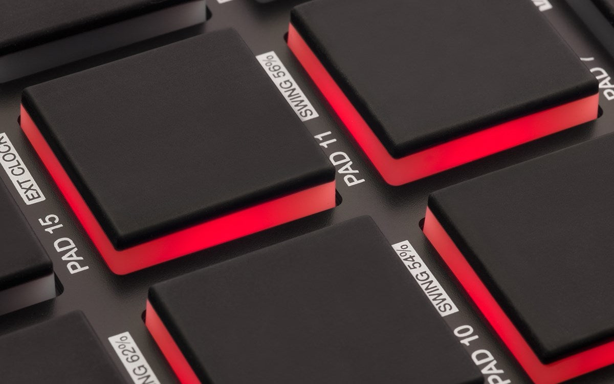 AKAI MPD 218 - Pad Controller MIDI USB Black