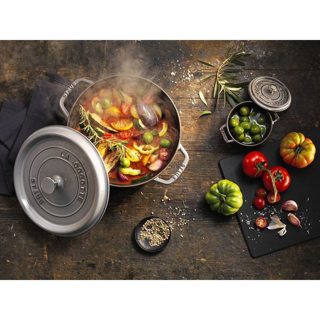ZWILLING STAUB Round Cast Iron Casserole 6.7L