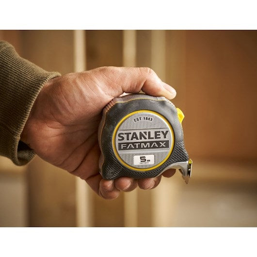 STANLEY Tape Measure 5 m with Locking Mechanism - 1049692