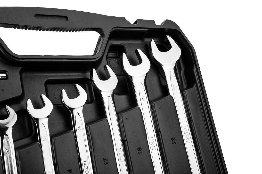 NEO Tools 10-058 Socket Set 82 Pieces