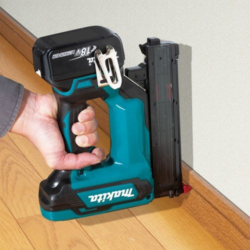 MAKITA Nailer Straight Magazine 2080 g Model DFN350Z