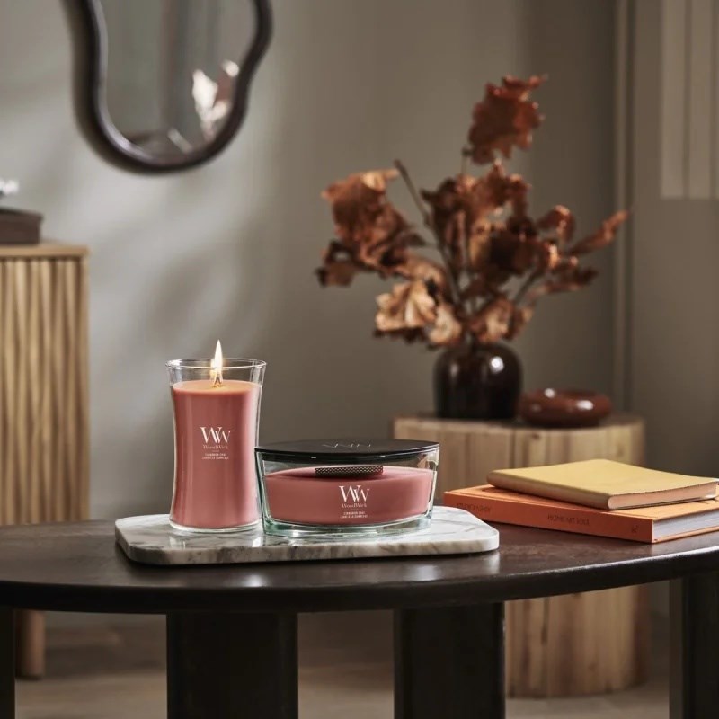 WoodWick Medium Scented Candle HOLIDAY GARLAND 275 g | Model: 2279460