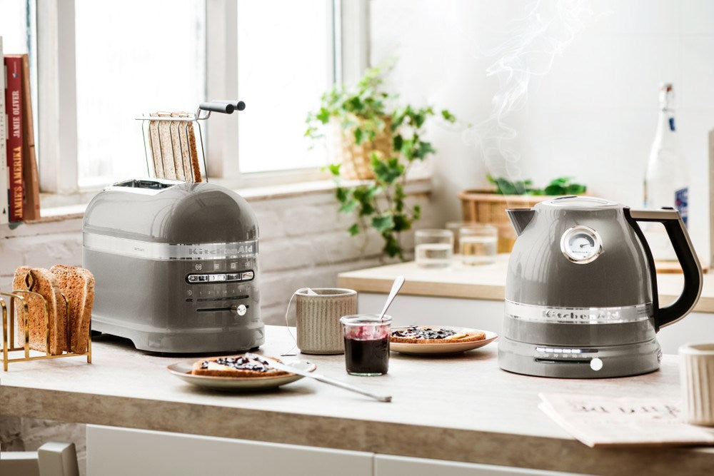 KitchenAid Cordless Kettle 1.5 L 2400 W Medallion Silver 5KEK1522EMS