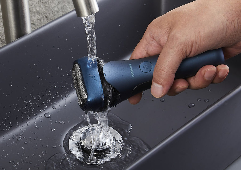 Panasonic Foil Shaver Blue ES-LT4B-A803 - 39000 Cuts/Min, Waterproof