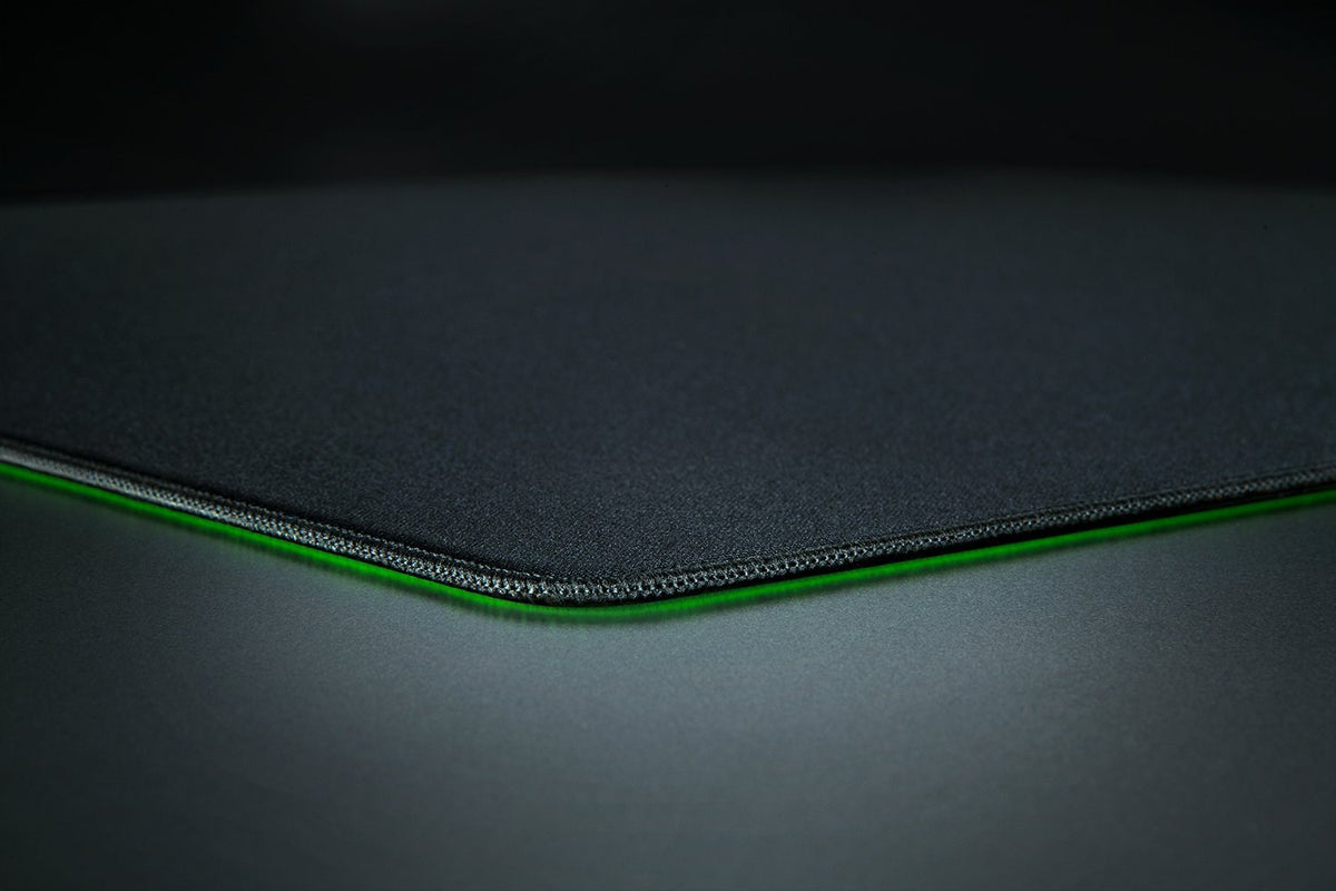 RAZER Gigantus V2 Pro Gaming Mouse Pad Black | Model 1325848