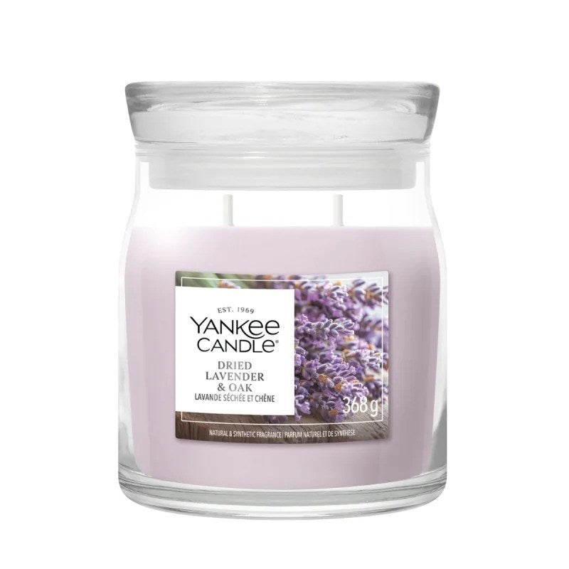 YANKEE home Scented Candle Medium Dried Lavender & Oak 2671951E