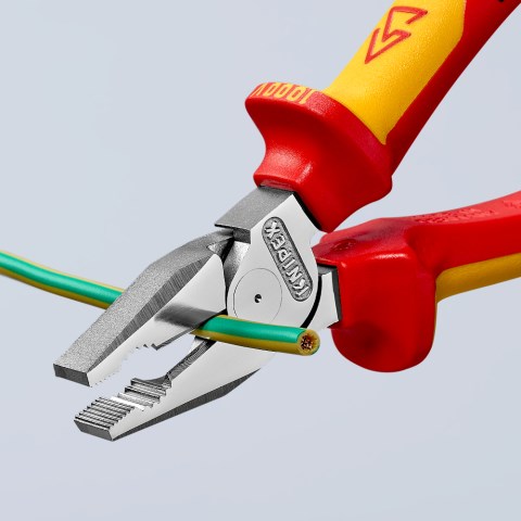 KNIPEX Plier, Cutting Length 1.15 cm, Weight 260 g, Model 206180