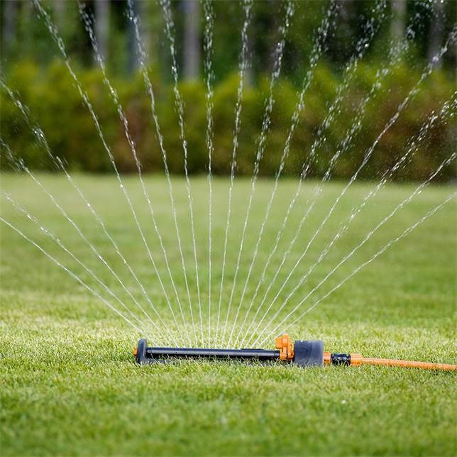 Fiskars Water Sprinkler 1000 g 190x510x80mm Model 1023662