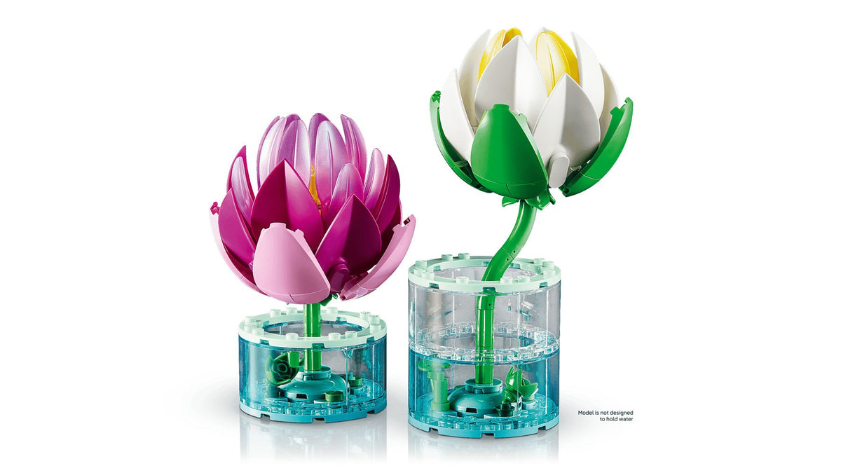 LEGO BOTANICALS Water Lilies Building Kit 259 Elements for Ages 9+ Model 11511
