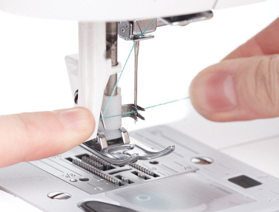 Singer Sewing Machine Fashion Mate 3333,23 Stitch Patterns, Automatic Buttonhole, 6886 g