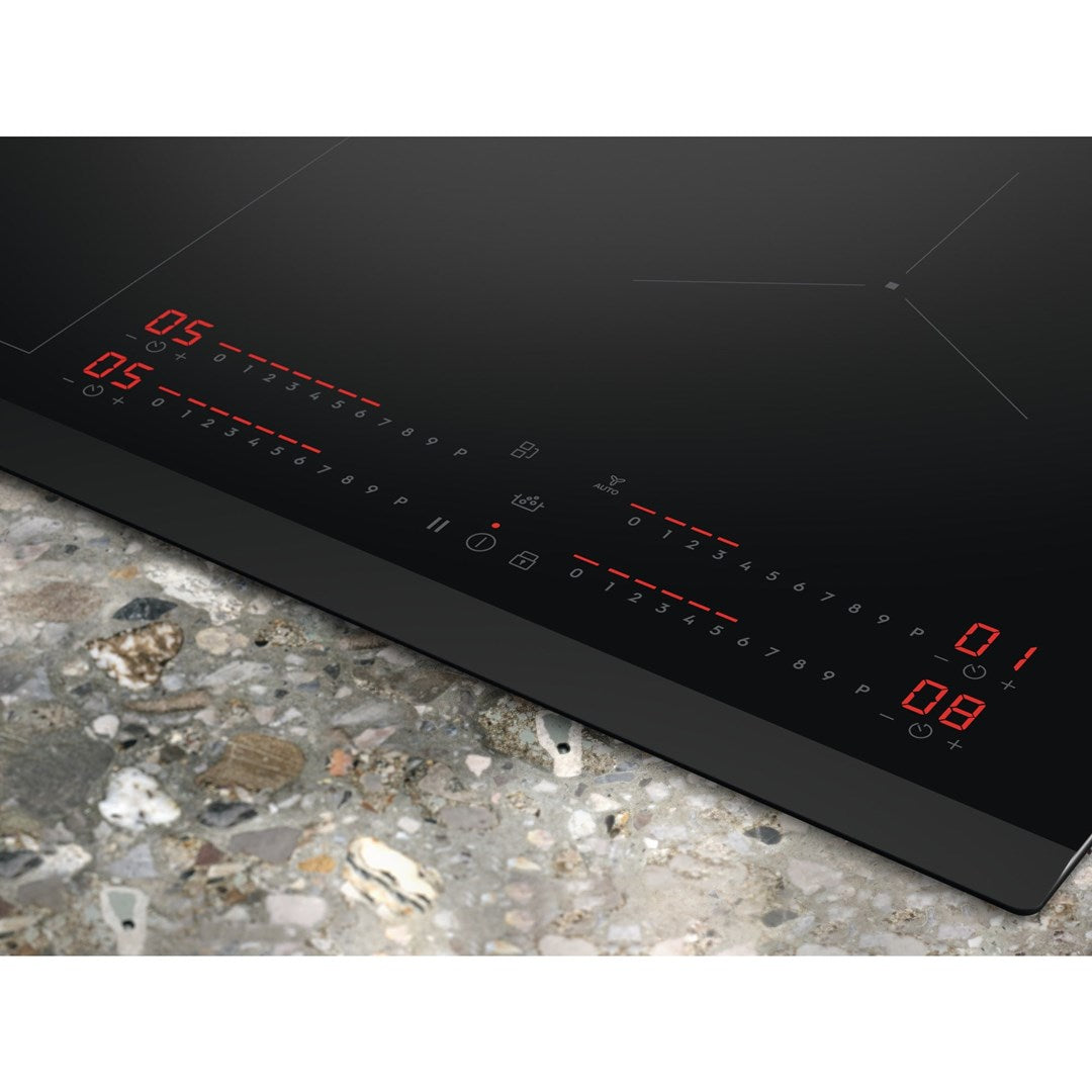 Electrolux Serie 700 Induction Hob 4 Zones Built-in 60cm Black EIS62453