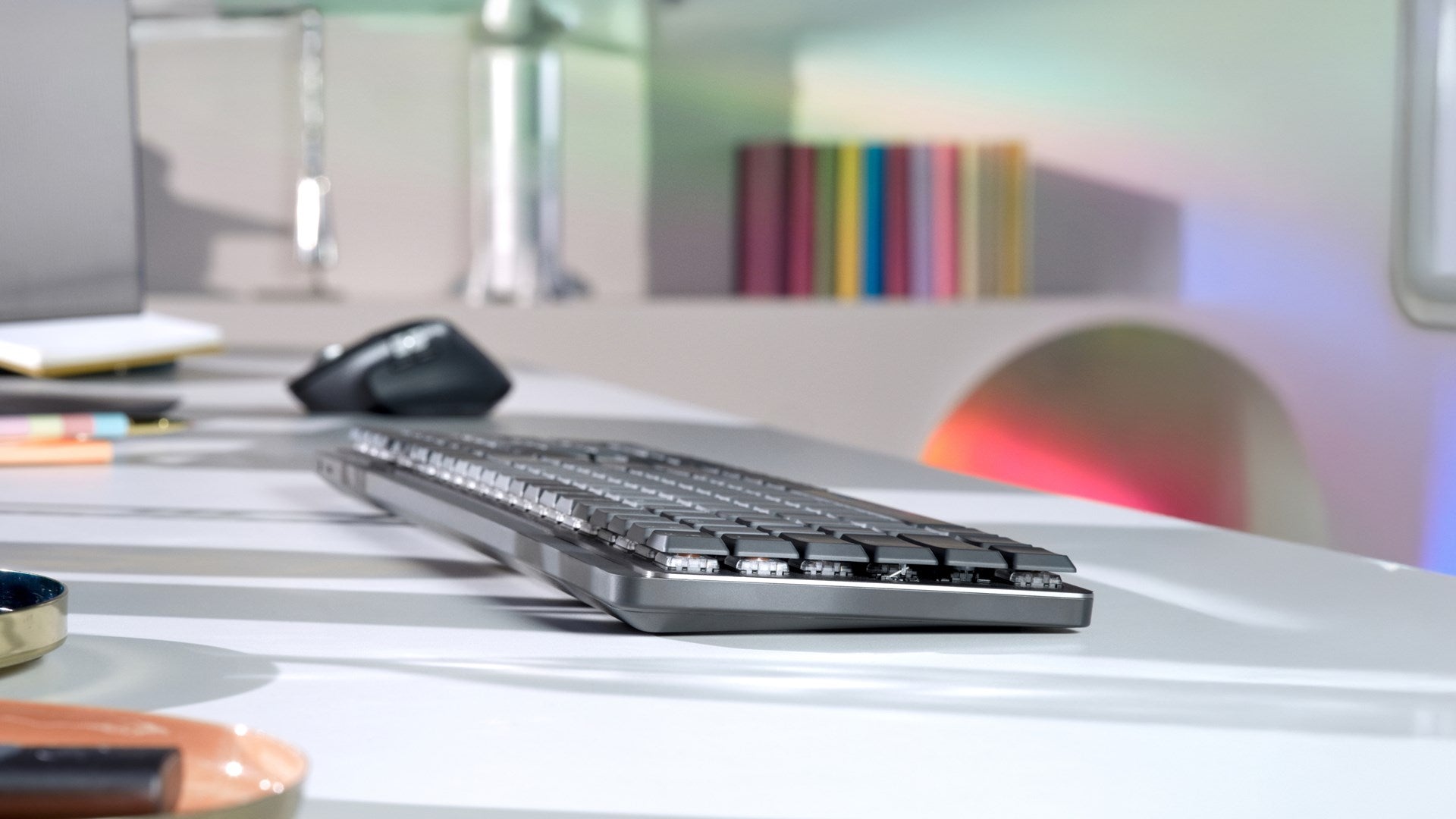 Logitech MX Mechanical Keyboard - Wireless - QWERTZ - Graphite