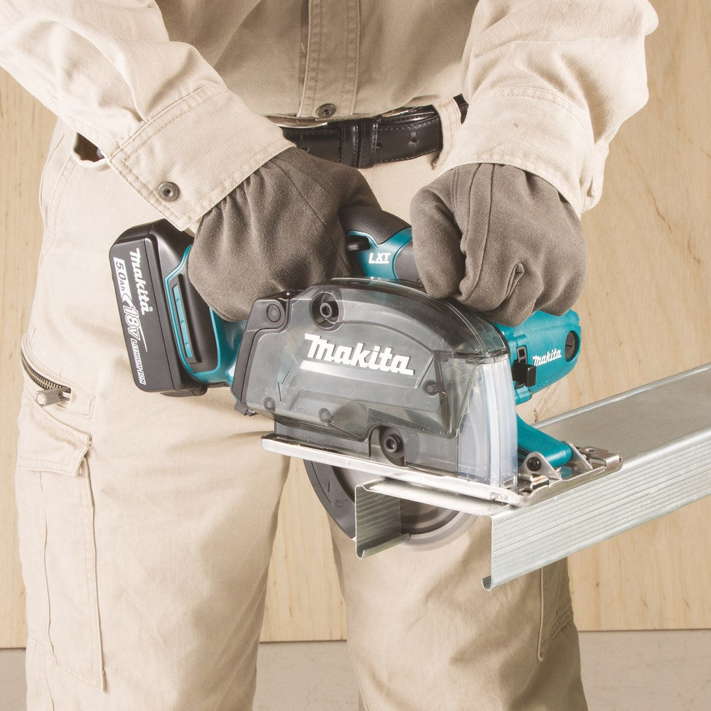 MAKITA DCS552RTJ 18V Metal Cutting Saw 135 mm 2x5.0Ah