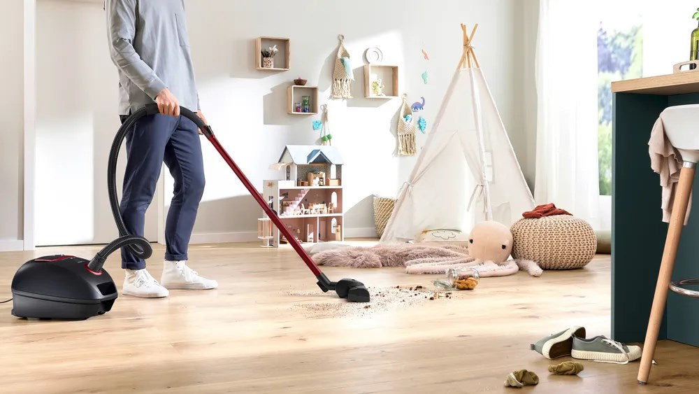 Bosch Serie 4 BGB41POW1 850 W Black Bagged Vacuum Cleaner