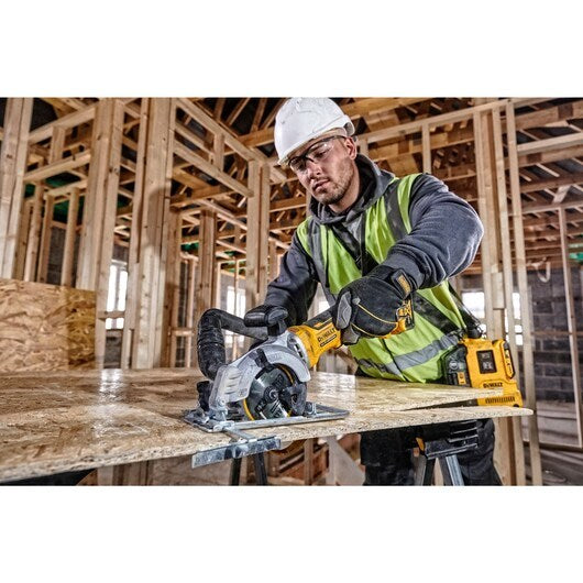DeWALT DCS691N-XJ portable circular saw 11.5 cm Black  Yellow 4500 RPM 800 W