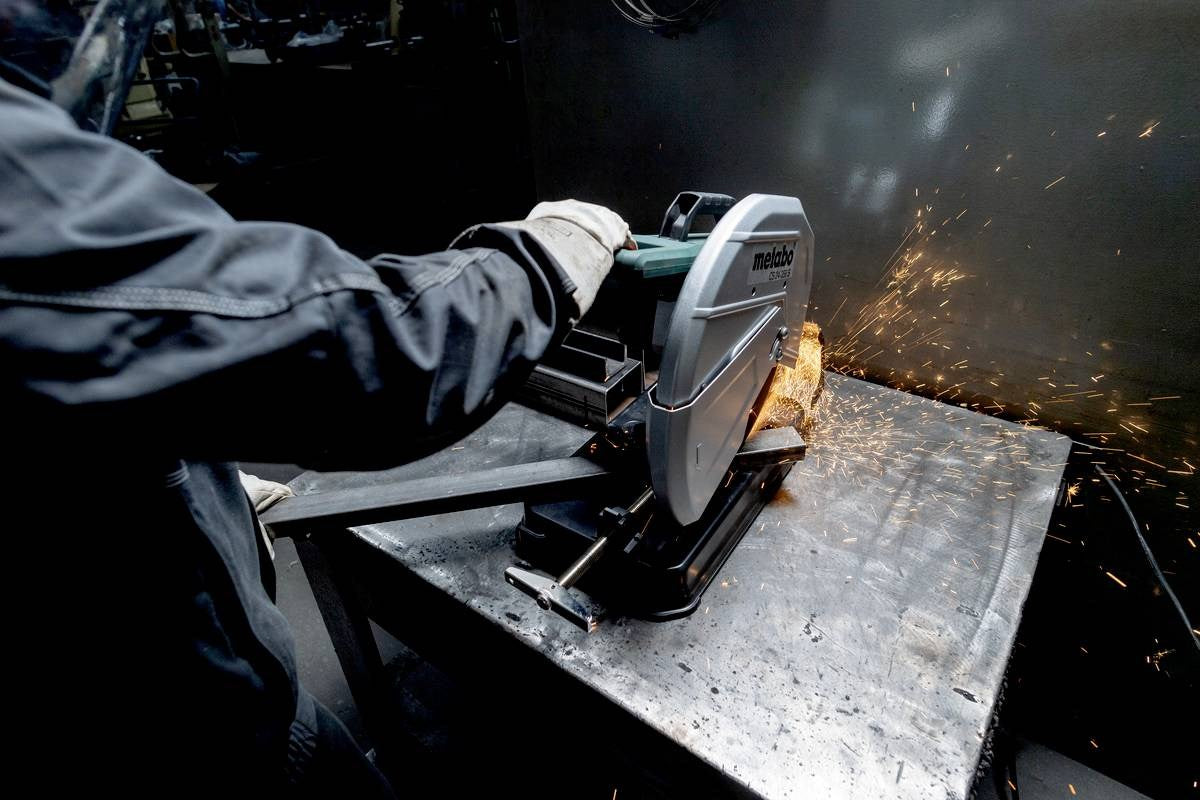 Metabo CS 22-355 Metal Cutting Saw