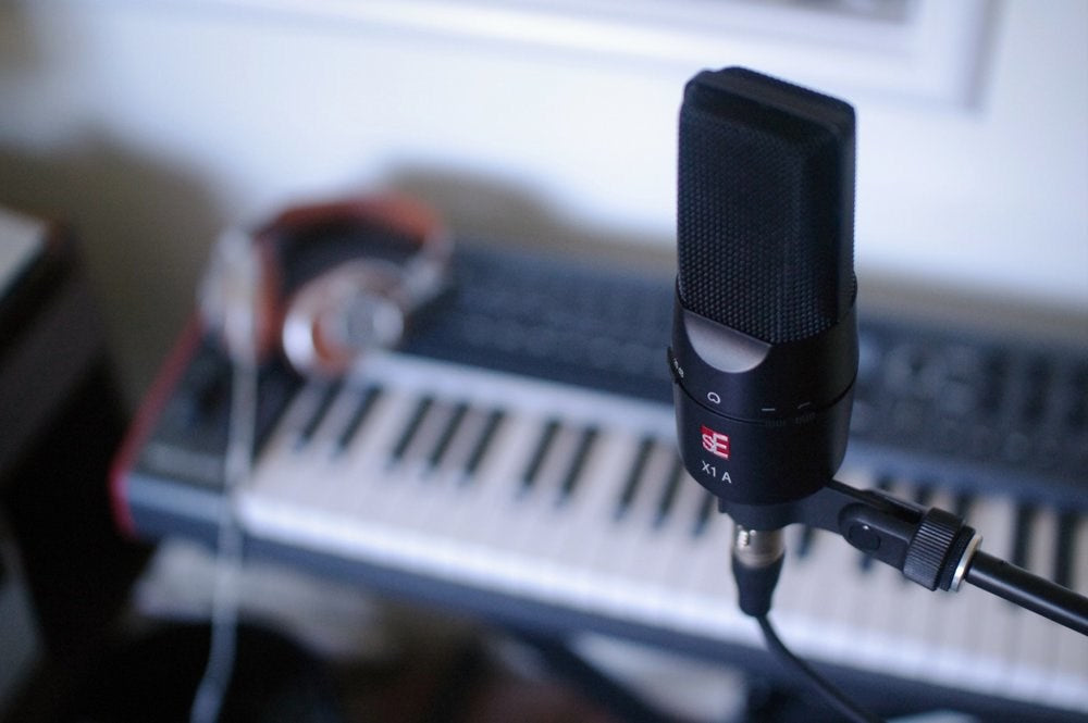 sE Electronics X1 A Black Studio microphone