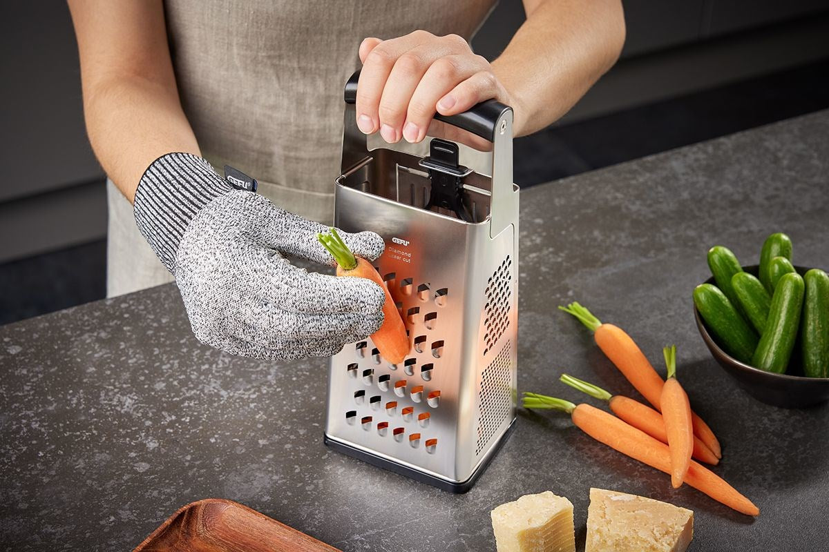 GEFU Manual Grater/Spiralizer Box Grater Black Silver 10761