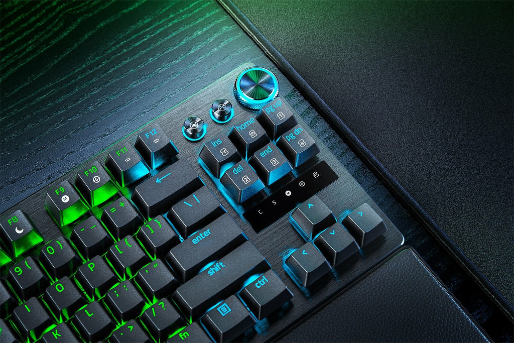 Razer Huntsman V3 Pro Tenkeyless Keyboard - Optical Switches - USB Type-C - RZ03-04980100-R3M1