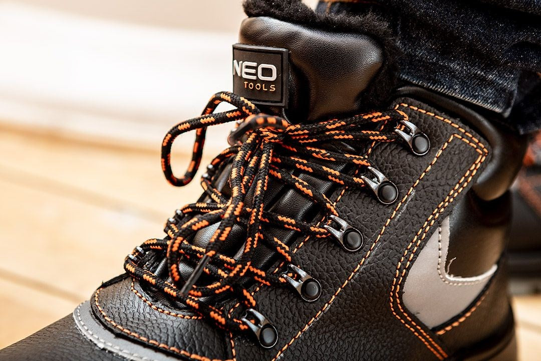 NEO tools 82-147 safety footwear
