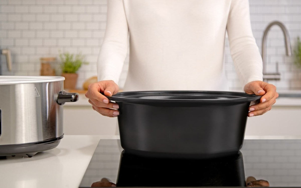 CROCK-POT Slow Cooker CSC111X, 3.5 L Capacity, Digital Control