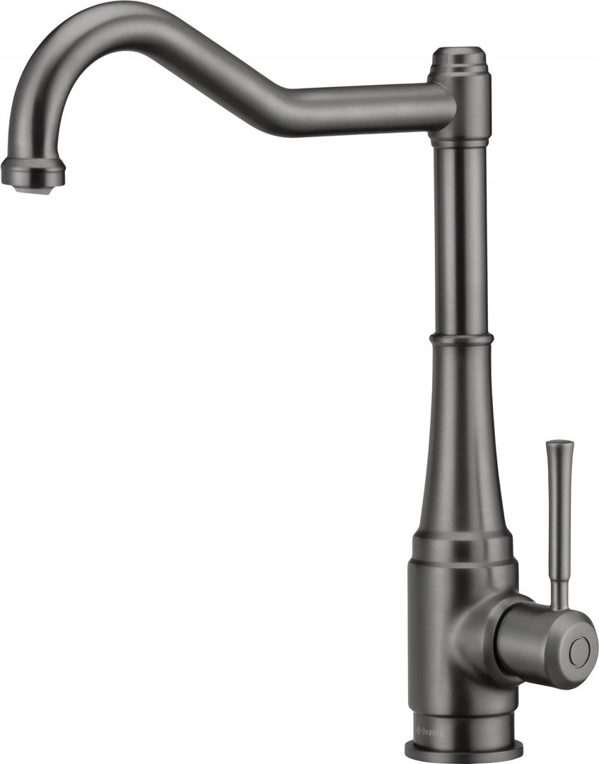 Kitchen faucet with rectangular spout