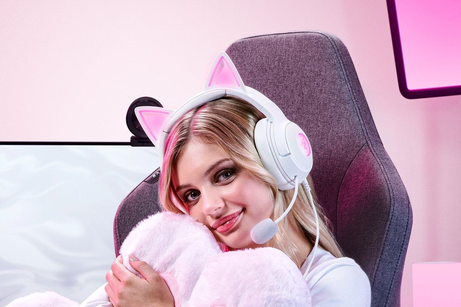 Razer Kraken Kitty V2 Headset - White RZ04-04730600-R3M1