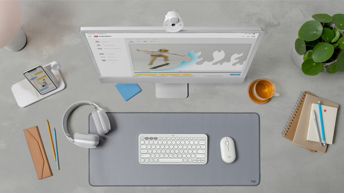 Logitech 920-012240 keyboard Mouse included Universal RF Wireless + Bluetooth QWERTY US International White