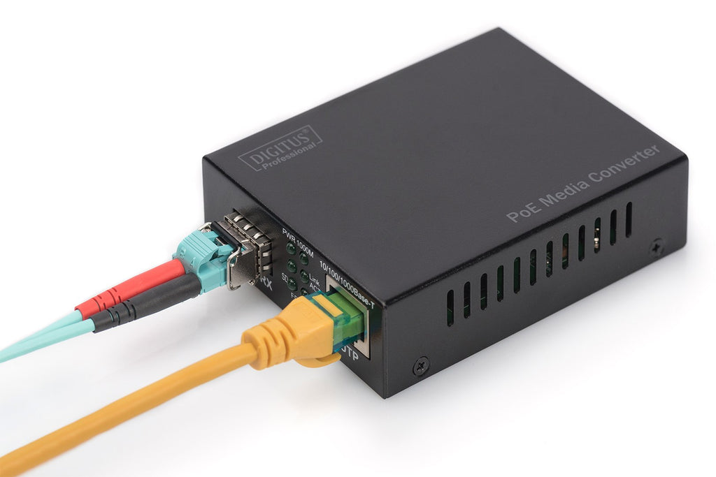 DIGITUS Professional DN-82140 - Medienkonverter - GigE - 10Base-T, 100Base-TX, 1000Base-T, 1000Base-X - RJ-45 / SFP (mini-GBIC) - bis zu 80 km (DN-82140)