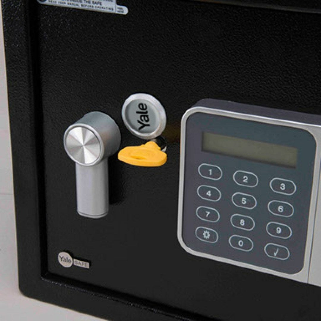 Yale YSG/250/DB2 Free Standing Safe 16 L Steel Black