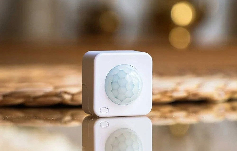 Shelly BLU Motion ZB PIR Motion Sensor Zigbee 3.0 Bluetooth 5 LE LUX CR2477  White
