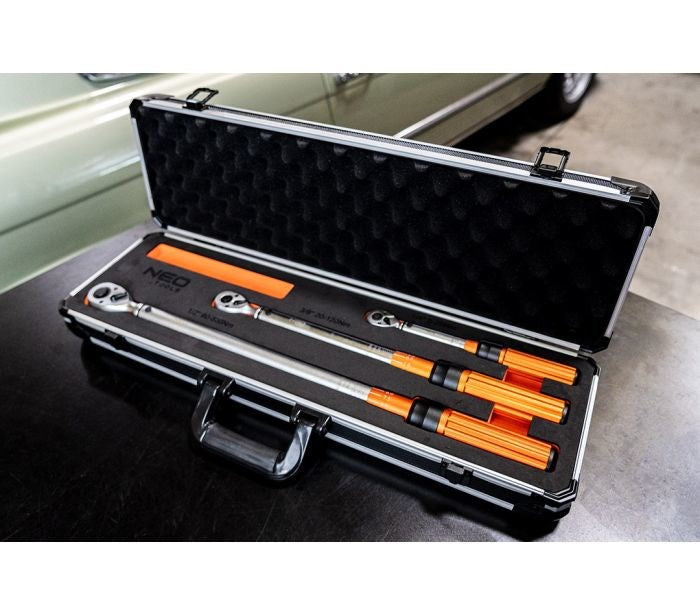 NEO TOOLS Click Torque Wrench 60-330 N⋅m Accuracy 3% Model 5907558463538