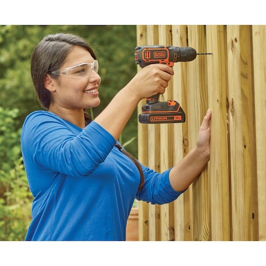 BLACK+DECKER Drill-Screwdriver 18V 650 RPM 30 N⋅m BDCDC18-QW